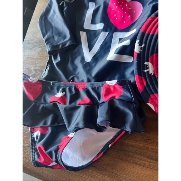 Dolphin Love Strawberry Love 3pc Swimsuit Set Baby Girl Swimsuit Set Size 18 Mon - Picture 5 of 12